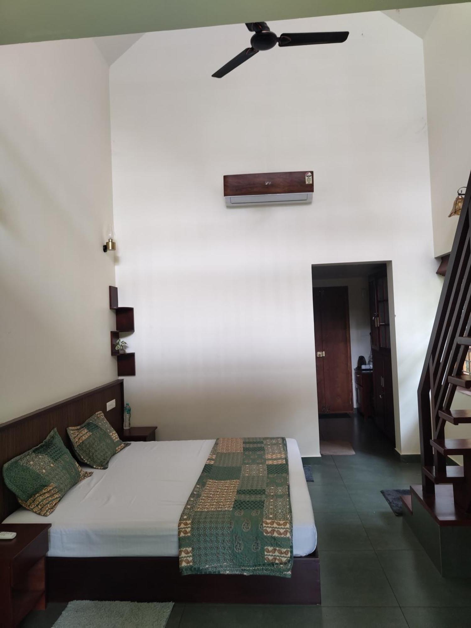 Maleyam Homestay Riverside Кожикоде Экстерьер фото